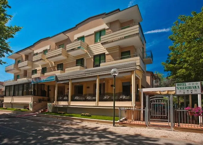 Фото Hotel Vallechiara Чезенатіко